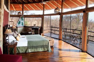 TarangireTreetops---Room-Interior.jpg